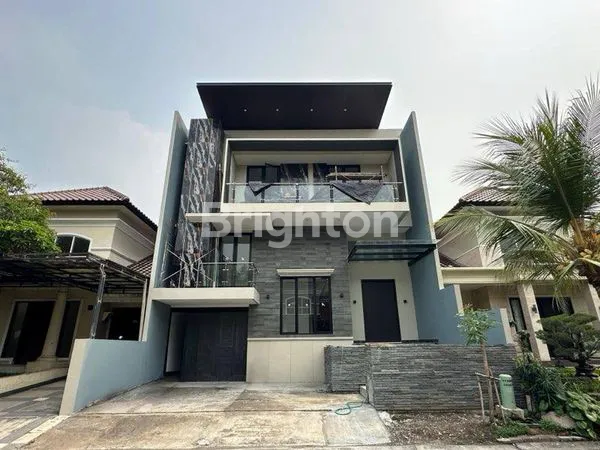 image  RUMAH SULTAN SPLIT LEVEL BARU GRESS AREA TERDEPAN CITRALAND DEKAT PAKUWON DAN GRAHA FAMILY (1)