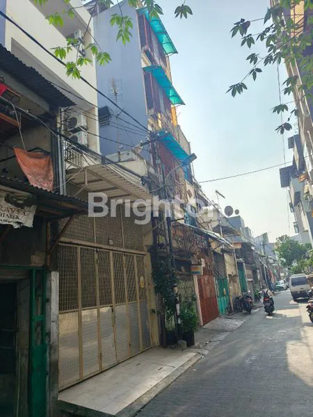 image RUMAH DI KAWASAN JALAN KEMURNIAN GLODOK TAMAN SARI JAKARTA BARAT  (2)