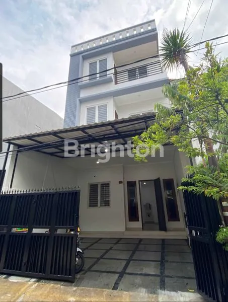 image RUMAH CANTIK 4 LANTAI DIJUAL DI PERUMAHAN SUNTER GRAHA PRATAMA (1)