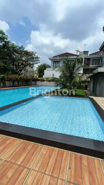 image RUMAH MEWAH TENGAH KOTA PEKANBARU (7)