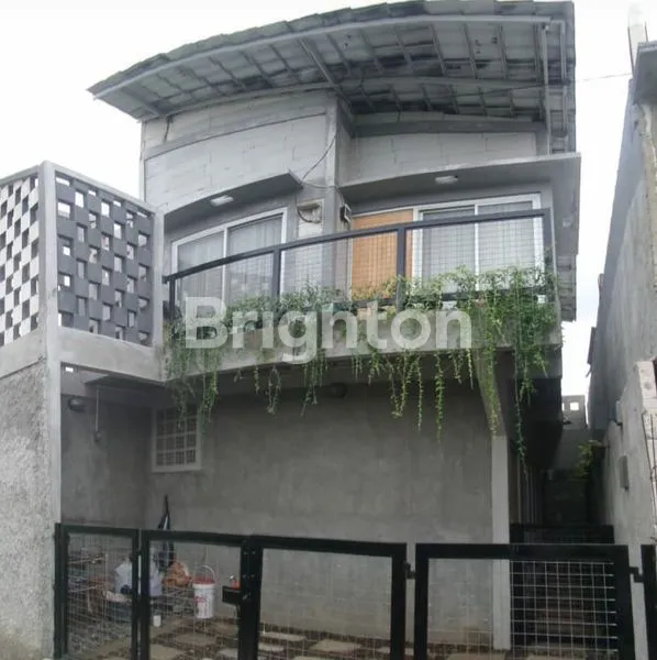 image RUMAH DIJUAL CEPAT MEWAH 2 LANTAI SIAP HUNI DI HARAPAN INDAH BEKASI (1)