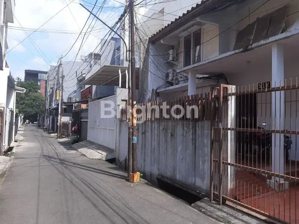 image RUMAH TUA DI TANJUNG DUREN BISA DIBANGUN ULANG UTK KOST KOST\'AN   (2)
