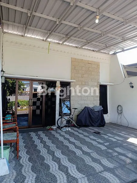 image RUMAH 2 LANTAI SIAP HUNI (1)