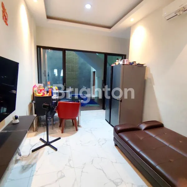 image RUMAH TAMAN RATU UKURAN 5X20 SEMI FURNISH KEBON JERUK JAKARTA BARAT (3)