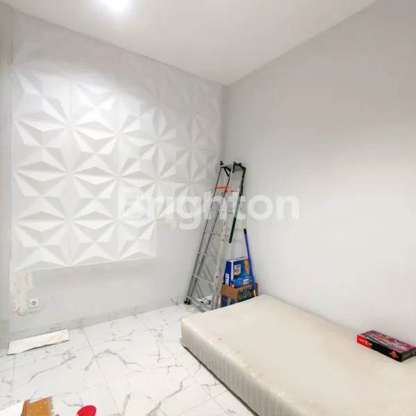 image RUMAH TAMAN RATU UKURAN 5X20 SEMI FURNISH KEBON JERUK JAKARTA BARAT (2)