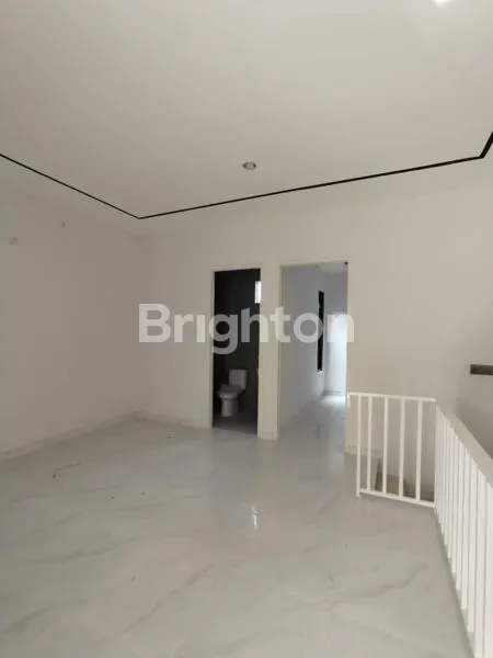 image RUMAH MINIMALIS MULYOSARI LT 82.5M DEKAT KAMPUS ITS DAN PAKUWON CITY MALL (4)