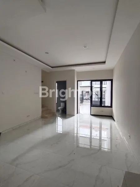 image RUMAH MINIMALIS MULYOSARI LT 82.5M DEKAT KAMPUS ITS DAN PAKUWON CITY MALL (2)