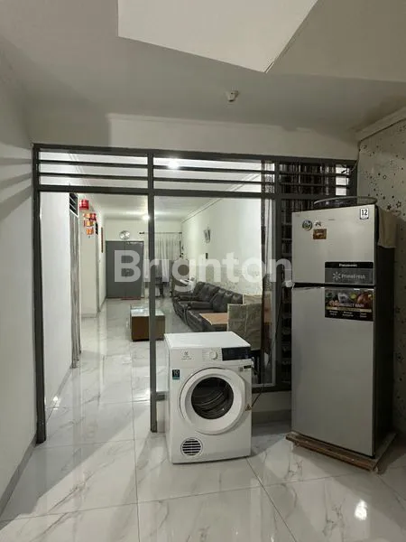 image RUMAH JELAMBAR  (5)