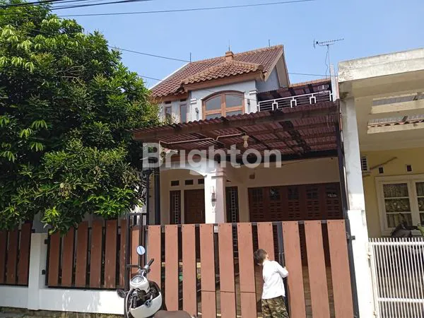 RUMAH 2 LANTAI DITENGAH KOTA BOGOR