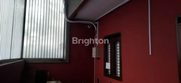 image JUAL RUMAH 3 LANTAI DI TKI2, BANDUNG (8)