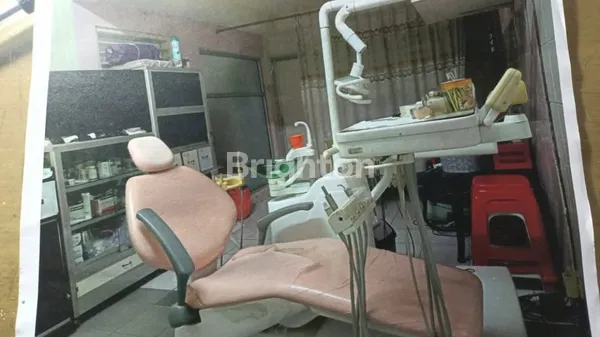 image DIJUAL RUMAH TEMPAT PRAKTEK DOKTER GIGI DI SUNTER BONUS KAMAR KOST (5)