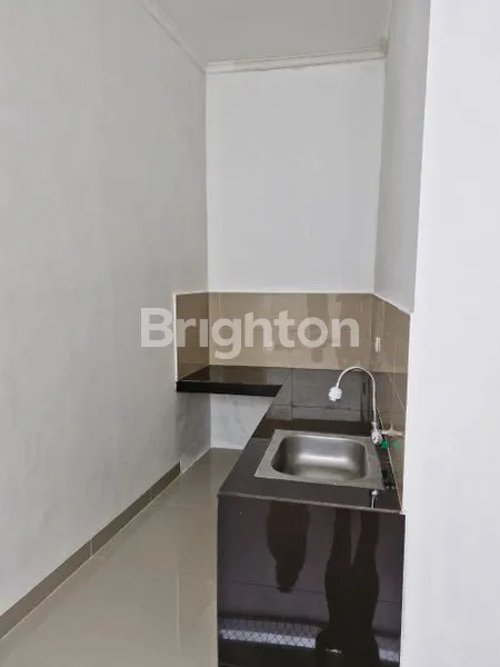 image RUMAH CANTIK SIAP HUNI DI LIMUS PRATAMA REGENCY TEGAL ASRI (4)