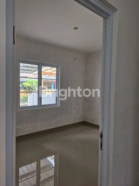 image RUMAH CANTIK SIAP HUNI DI LIMUS PRATAMA REGENCY TEGAL ASRI (5)