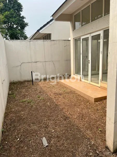 image RUMAH CLUSTER ALAM SUVARNNA SUTERA (5)