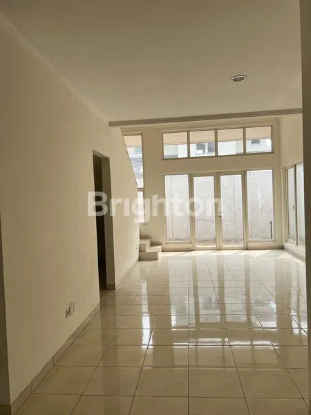 image RUMAH CLUSTER ALAM SUVARNNA SUTERA (2)