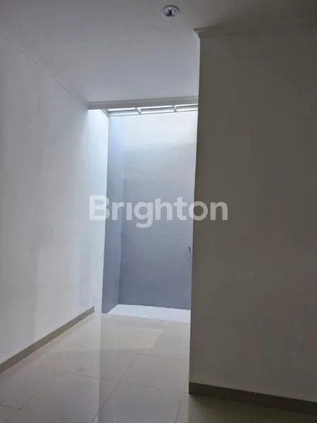 image RUMAH MYAMAN DI KOTAWISATA (4)