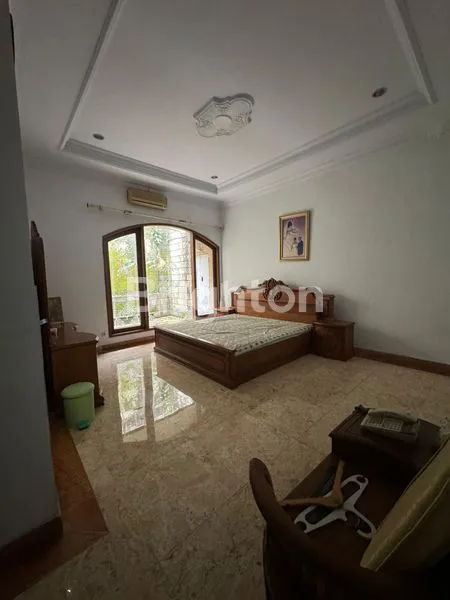 image RUMAH MEWAH NYAMAN ASRI GAYA KLASIK DI BARANANGSIANG BOGOR. (6)