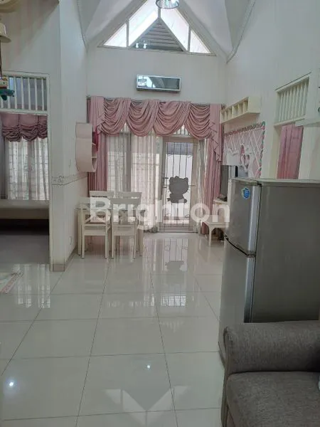 image GUNUNG ASPEN LIPPO KARAWACI (4)