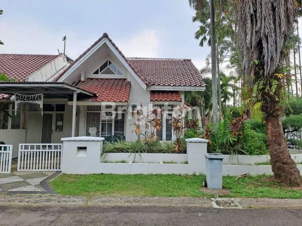 image GUNUNG ASPEN LIPPO KARAWACI (1)