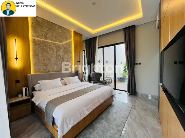 image METLAND MENTENG WHITE ROSE GOLDEN ROD PREMIUM RESIDENCE JAKARTA LUXURY HOUSE (3)