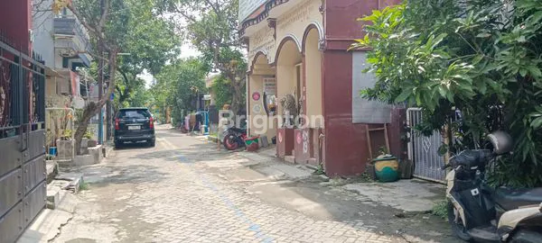 image JUAL RUGI RUMAH HITUNG TANAH DI KOTA SIDOARJO (3)