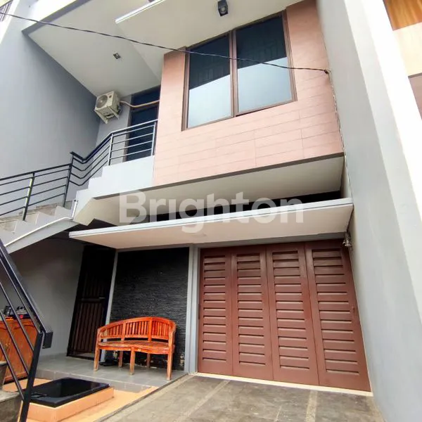 image RUMAH GREENVIEW UKURAN 6X23 DEKAT TAMAN RATU DAN GREENVILLE JAKARTA BARAT (8)