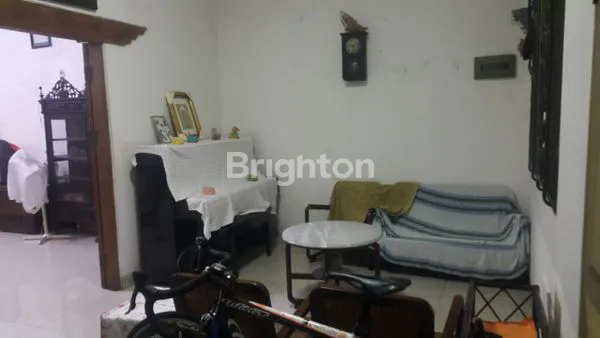 image RUMAH 4KT SEMI-FURNISHED, LT 216M² DI GUNUNG SAHARI (8)