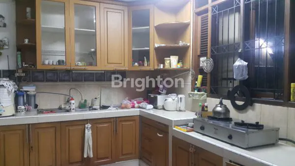 image RUMAH 4KT SEMI-FURNISHED, LT 216M² DI GUNUNG SAHARI (6)