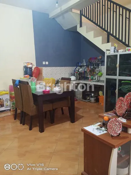 image RUMAH FULL FURNISH DEKAT POLDA KALIMANTAN TIMUR (3)