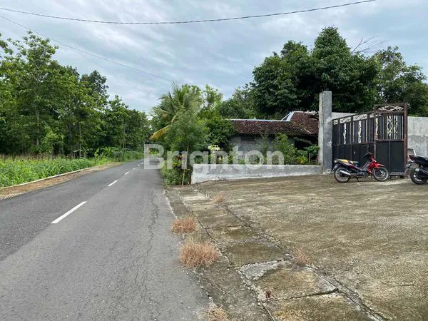 image RUANG USAHA MENGUNTUNGKAN, TEMPAT LUAS, LOKASI STRATEGIS SELANGKAH JALAN KARANGMOJO SEMIN (3)