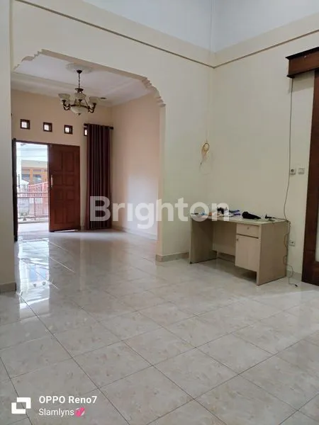 image RUMAH 1,5 LANTAI, SHM, LT 180 M2 DI CIANGSANA  BOGOR. SAMPING KOTA WISATA CIBUBUR DEKAT MALL LIVING WORLD, DEKAT 3 PINTU TOL (3)