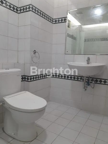 image APARTEMEN ISTANA HARMONI DIBAWAH LANTAI  10  FULL FURNISHED SUDAH RENOVASI LOKASINYA SANGAT SANGAT STRATEGIS AKSES MUDAH KEMANA MANA VIEW MONAS HARMONI JAKARTA PUSAT (7)