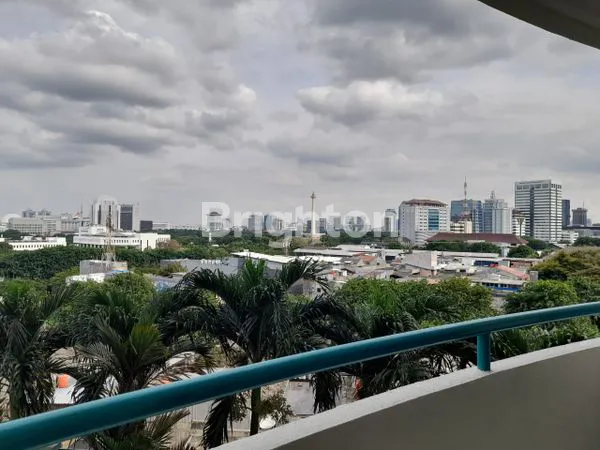 image APARTEMEN ISTANA HARMONI DIBAWAH LANTAI  10  FULL FURNISHED SUDAH RENOVASI LOKASINYA SANGAT SANGAT STRATEGIS AKSES MUDAH KEMANA MANA VIEW MONAS HARMONI JAKARTA PUSAT (8)