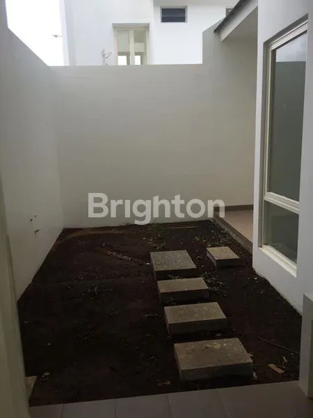 image RUMAH MODERN TERAWAT  (4)