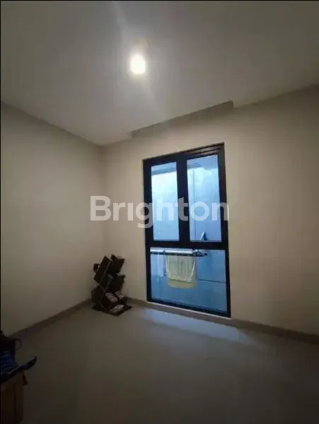 image RUMAH SIAP HUNI PUSPITEK SERPONG (7)