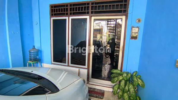 image DIJUAL RUMAH 2 LANTAI SIAP HUNI LOKASI STRATEGIS (8)