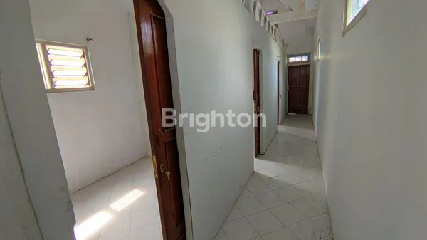 image DIJUAL RUMAH 2 LANTAI SIAP HUNI LOKASI STRATEGIS (6)