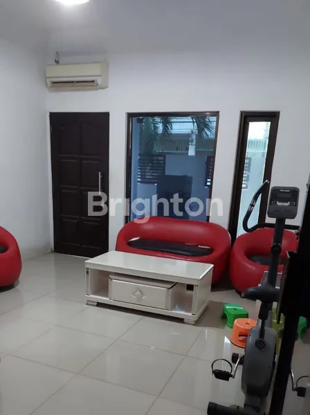 image RUMAH TYPE HOOK DI NGAGEL SURABAYA (6)