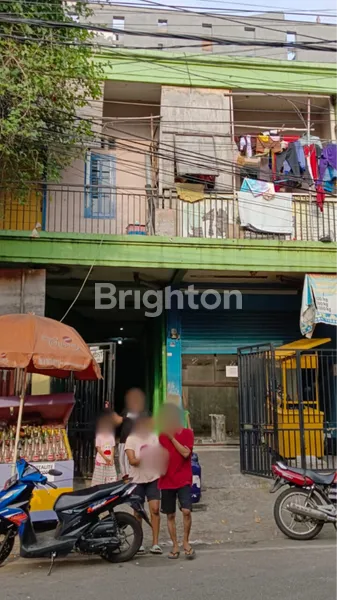 image DIJUAL RUMAH KOST JOHAR BARU 23 KAMAR (2)