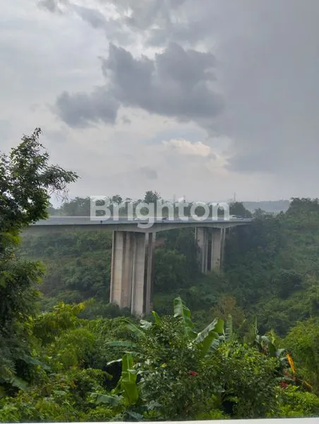 image TANAH LUAS DENGAN VIEW JALAN TOL. (3)