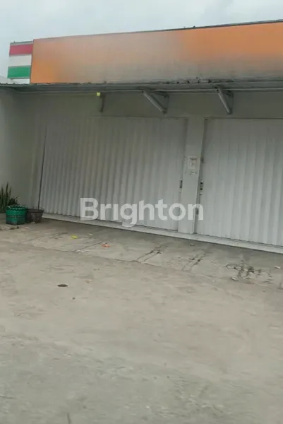 RUKO SIAP HUNI LOKASI PINGGIR JALAN STRATEGIS