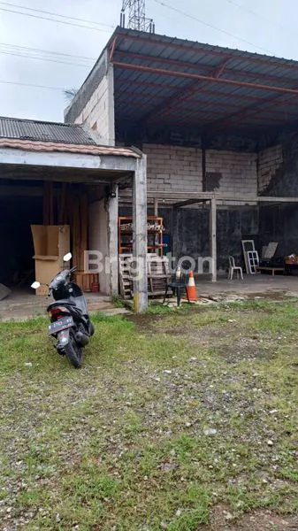 image RUMAH DISEWAKAN UNTUK USAHA LOKASI PINGGIR JALAN CITEREUP   (8)