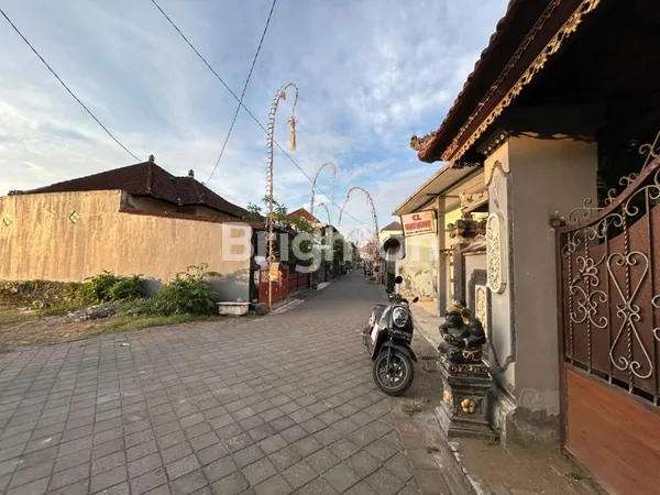 image RUMAH KOST SIAP HUNI STRATEGIS LOKASI DI JIMBARAN NUSA DUA BALI (7)