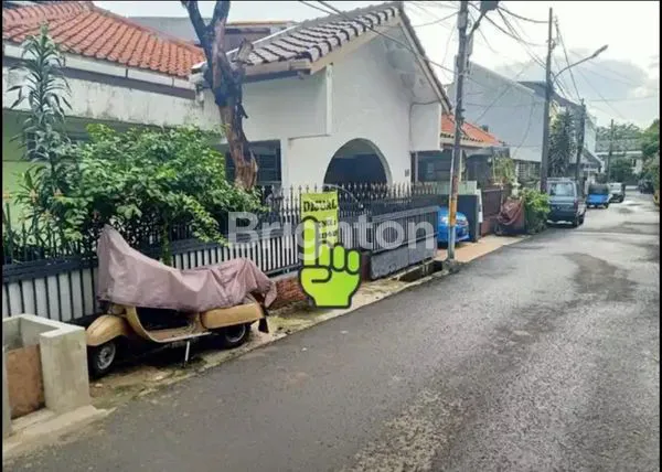 image RUMAH STRATEGIS JATINEGARA (1)