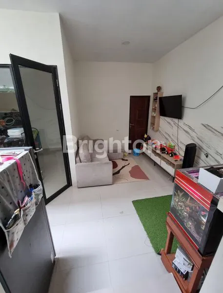image JUAL CEPAT RUMAH 2.5LANTAI DEKAT GWALK , PAKUWON MALL, ADA DANAU DI CITRALAND (3)