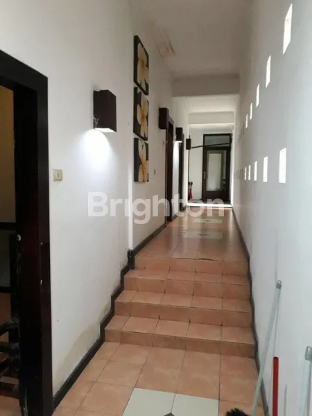 image NGAGEL JAYA LOKASI BAGUS RAMAI BISA UNTUK USAHA ATAU KANTOR   (3)