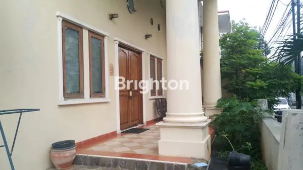 image RUMAH 4KT SEMI-FURNISHED, LT 216M² DI GUNUNG SAHARI (2)