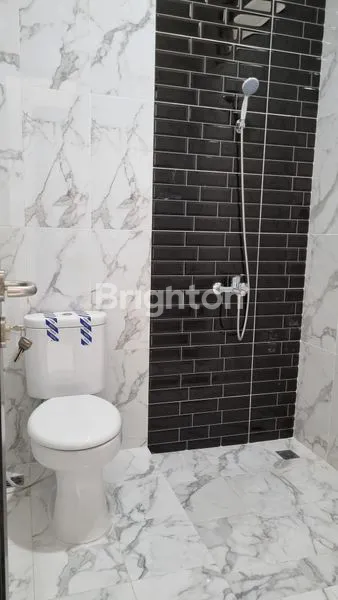 image RUMAH BARU TOWNHOUSE MINIMALIS KEDOYA JAKARTA BARAT (5)