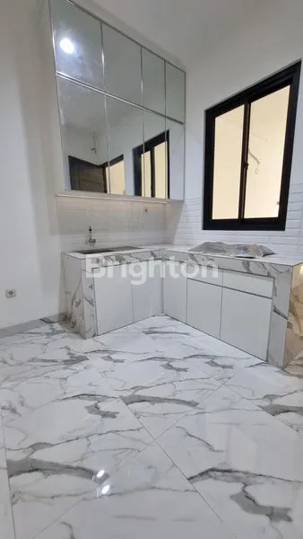 image RUMAH BARU TOWNHOUSE MINIMALIS KEDOYA JAKARTA BARAT (3)