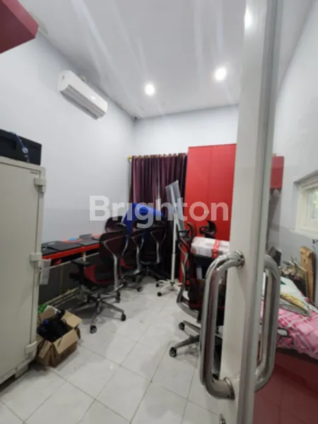 image DIJUAL RUMAH AREA STRATEGIS DI KETINTANG SELATAN (4)